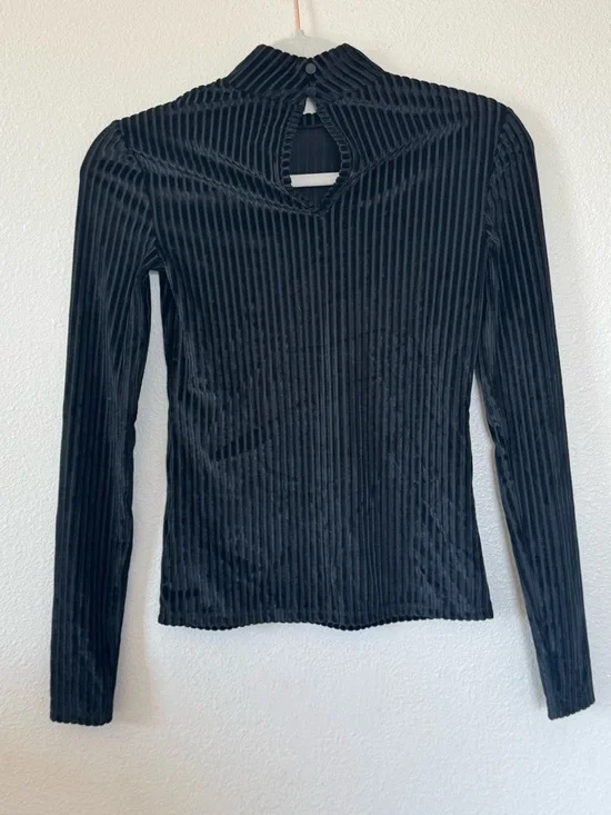 Chelsea 28 Black Velvet Mockneck Top Long Sleeve Size XXS - Picture 4 of 8